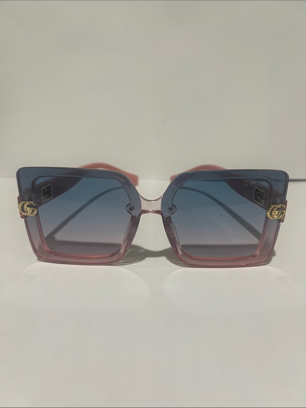 Brand  new Gucci Blue and Pink Gradient Square Sunglasses with Gold GG, DUST bag